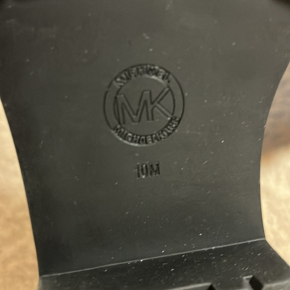 Michael Kors Women’s Tatum combat  Lace-Up Boot - Picture 12 of 12